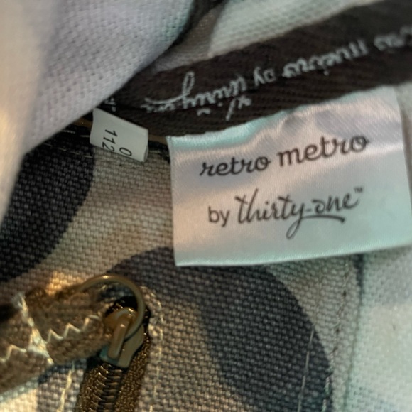 Thirty-one Retro Metro Polka Dot Canvas Crossbody Bag - Picture 3 of 5